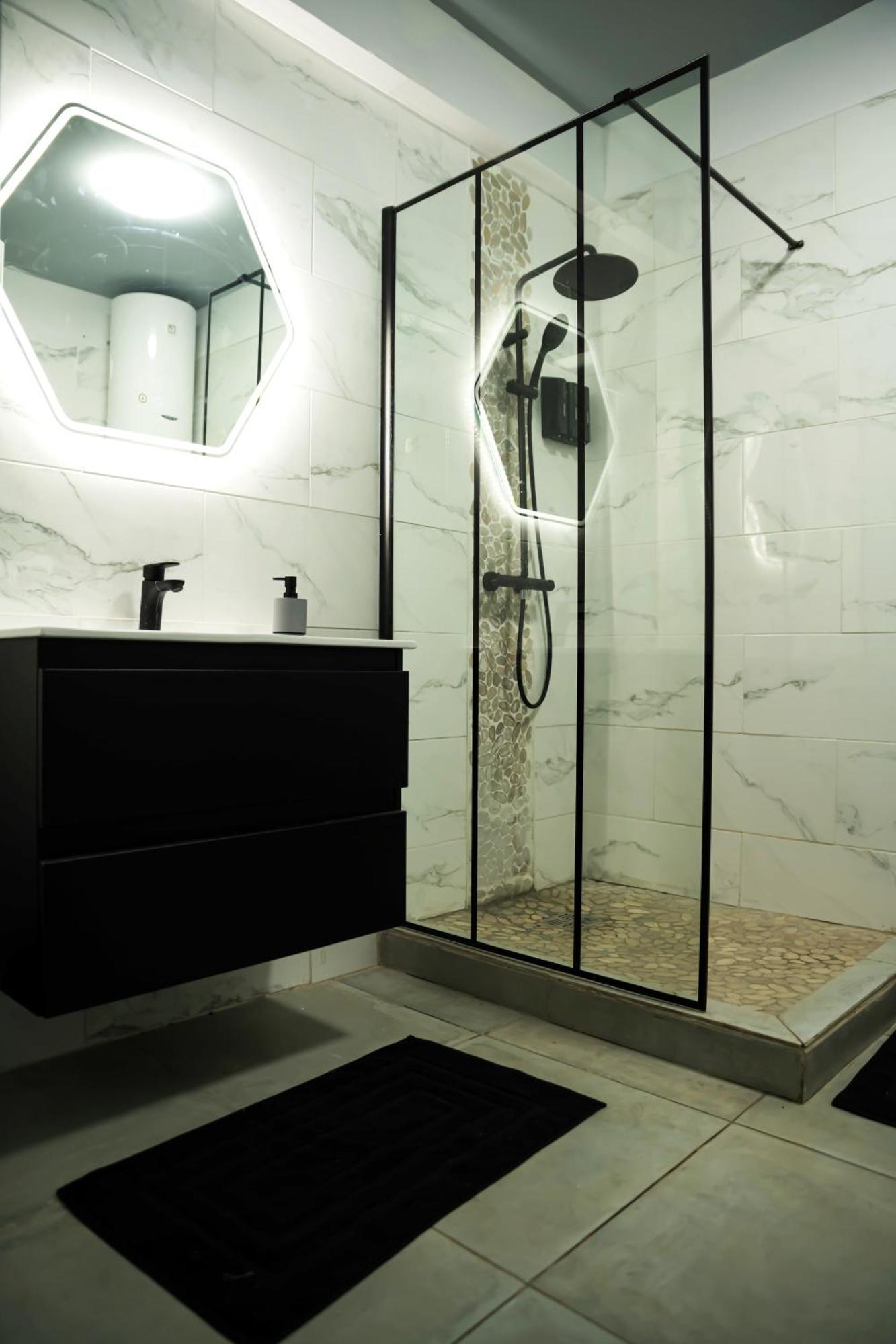 L'Elegance Citadine Apartment Кайен Екстериор снимка